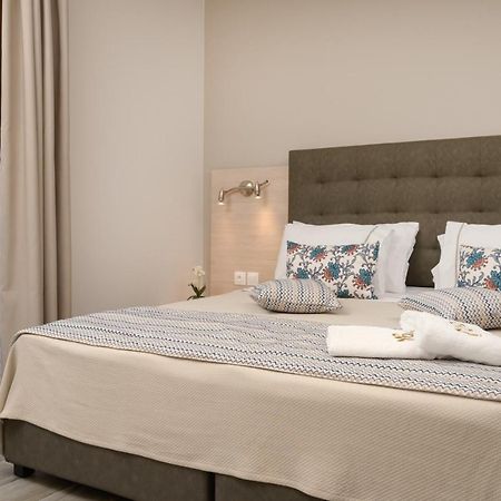 M&B Boutique Apartments ネア・ローダ エクステリア 写真